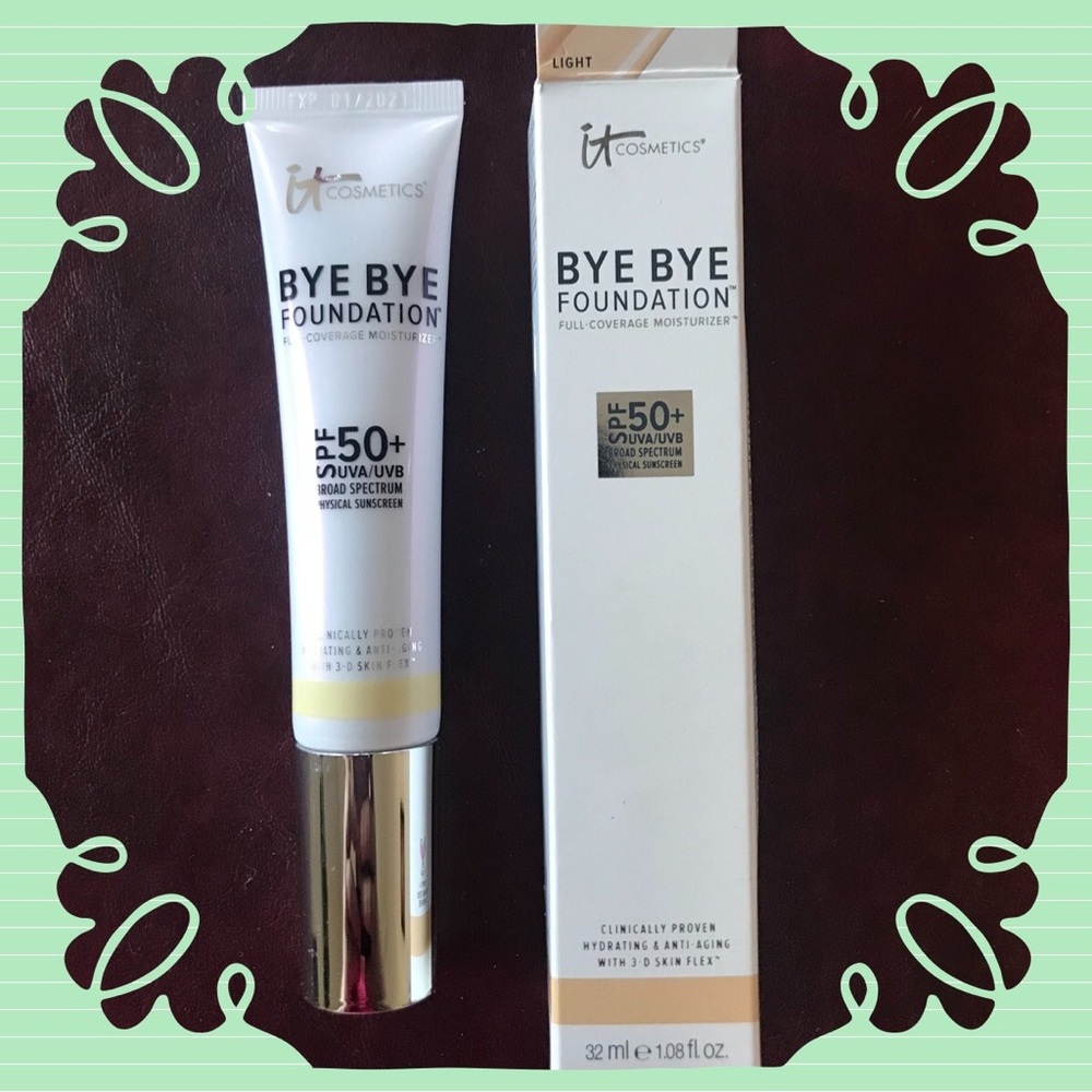 ⚡️REDUCED!⚡️ IT COSMETICS BYE BYE FOUNDATION 50 SPF LIGHT - NIB